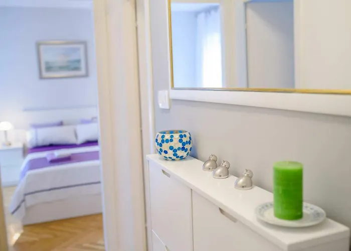 Comfortable And Stylish شقة سبليت